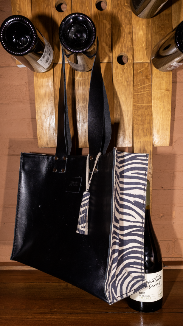 Bolso Noir Tassel