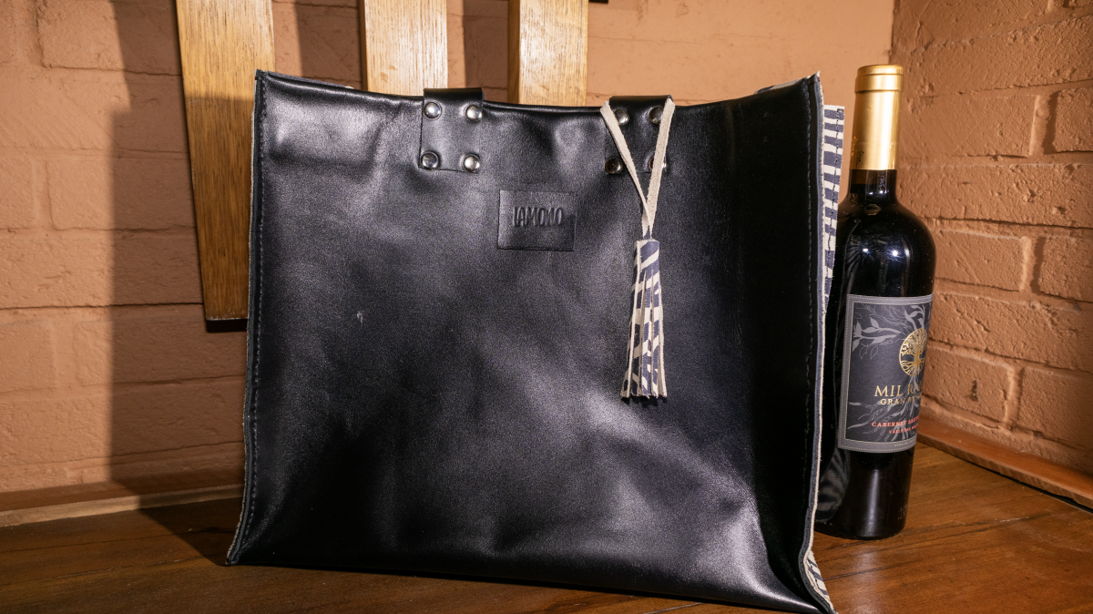 Bolso Noir Tassel